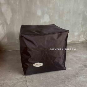 Cube Chair 