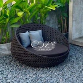FOR RENT - DAYBED 170CM DIAMETER - OUTDOOR INDOOR 